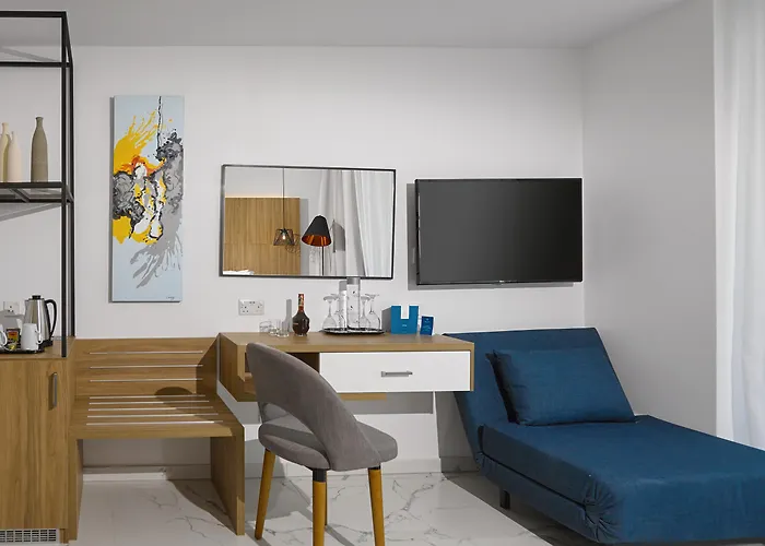 The Blue Ivy Hotel & Suites (Adults Only)
